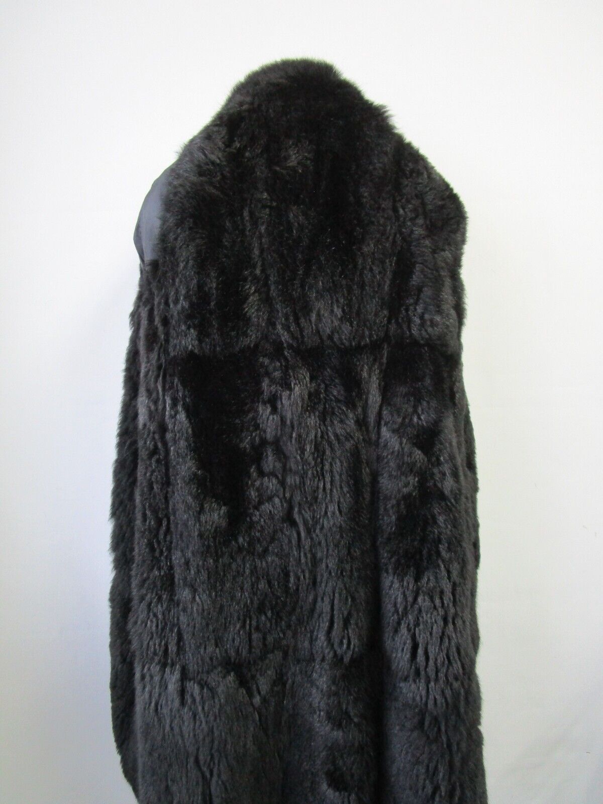 MINT Raincoat Black Opossum Fur Vest Women's 14 - Image 4