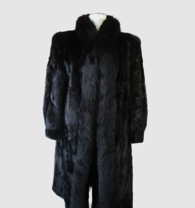 Women's Sz 8 Black Mink Fur Coat Jacket with Fox Fur MINT+ Woman