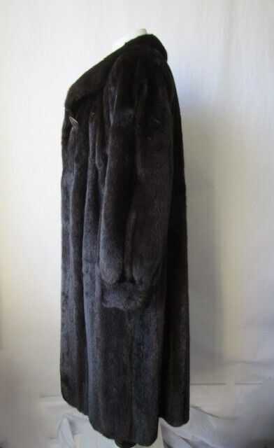 Canada Majestic Mink Fur Coat Mint Women's 10 - Image 4