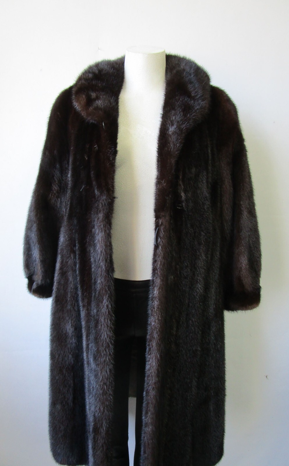 Dark Ranch Mink Fur Coat MINT Women's 10/12 M - Image 3