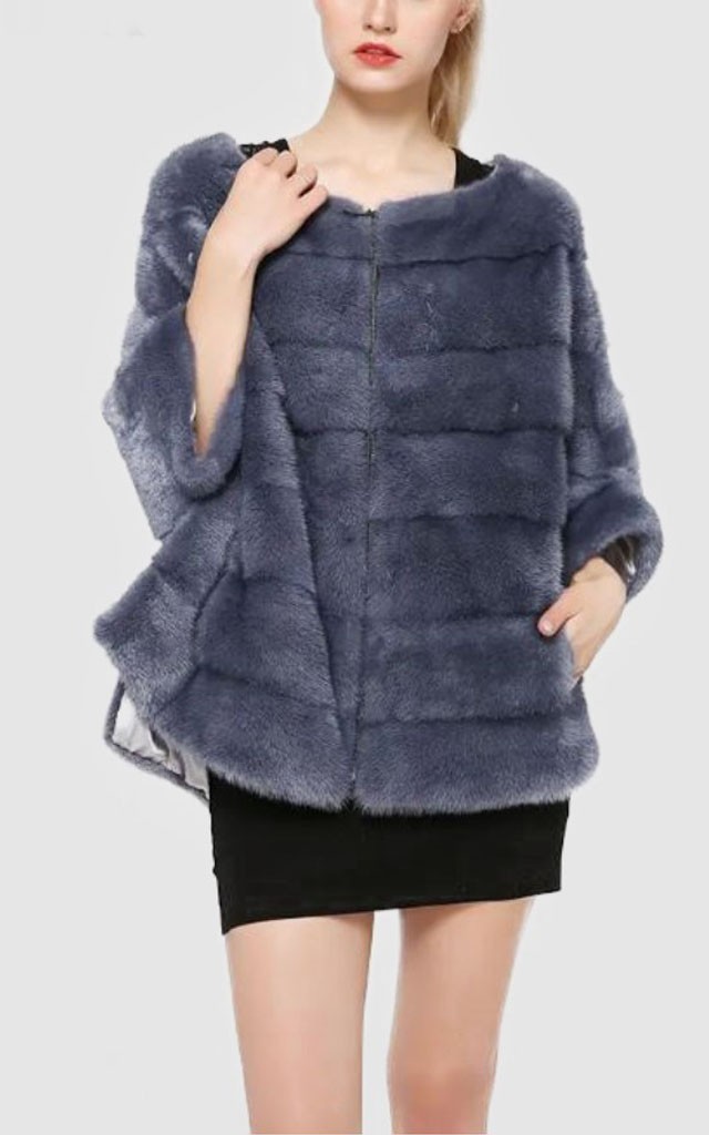 Women's Sz M Brand New Blue Mink Fur Sweater Poncho Cape Bolero Jacket Coat - Image 2