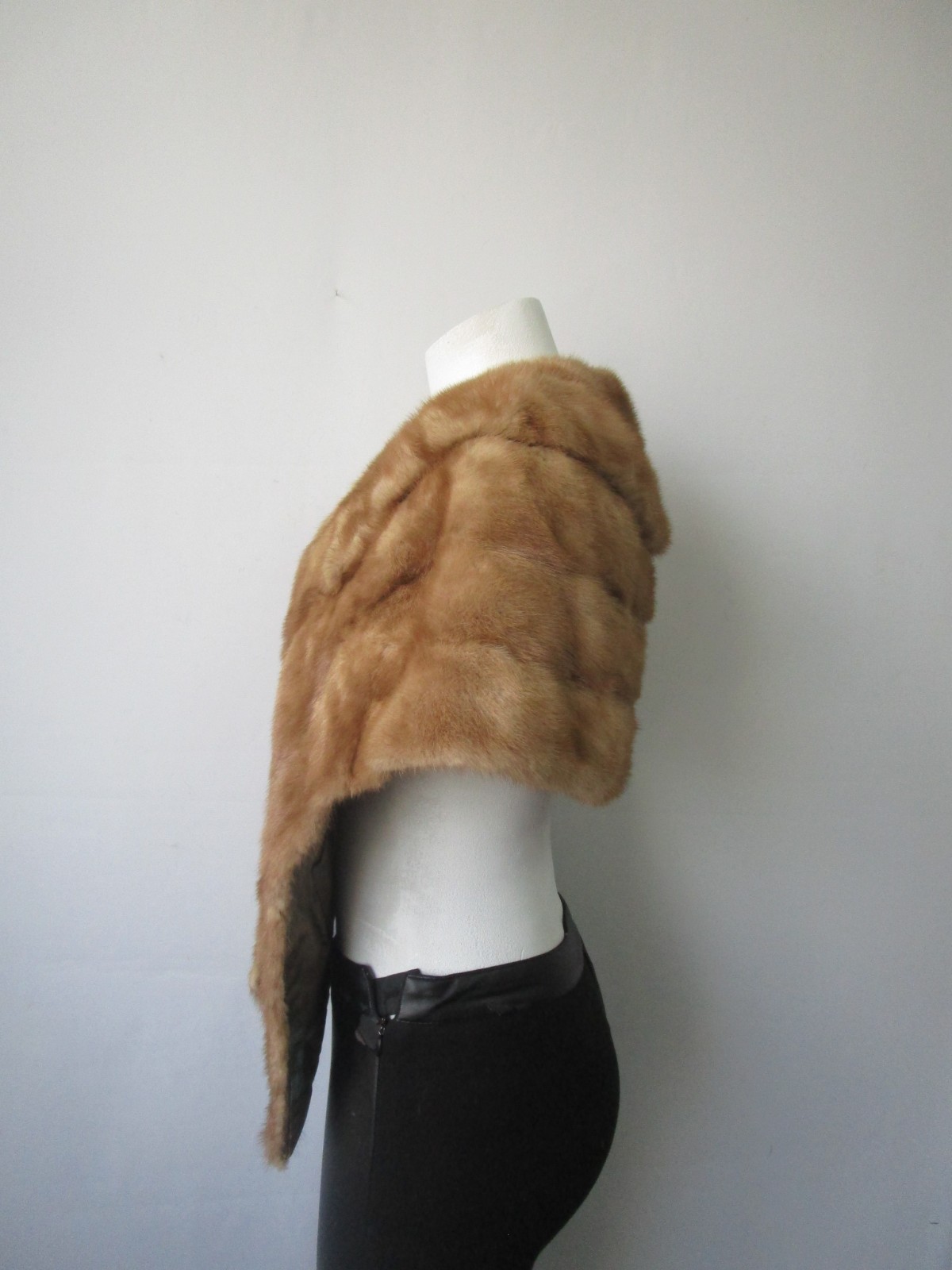 Women's Real Mink Fur Stole in Fur in MINT Large WEDDING - Image 3