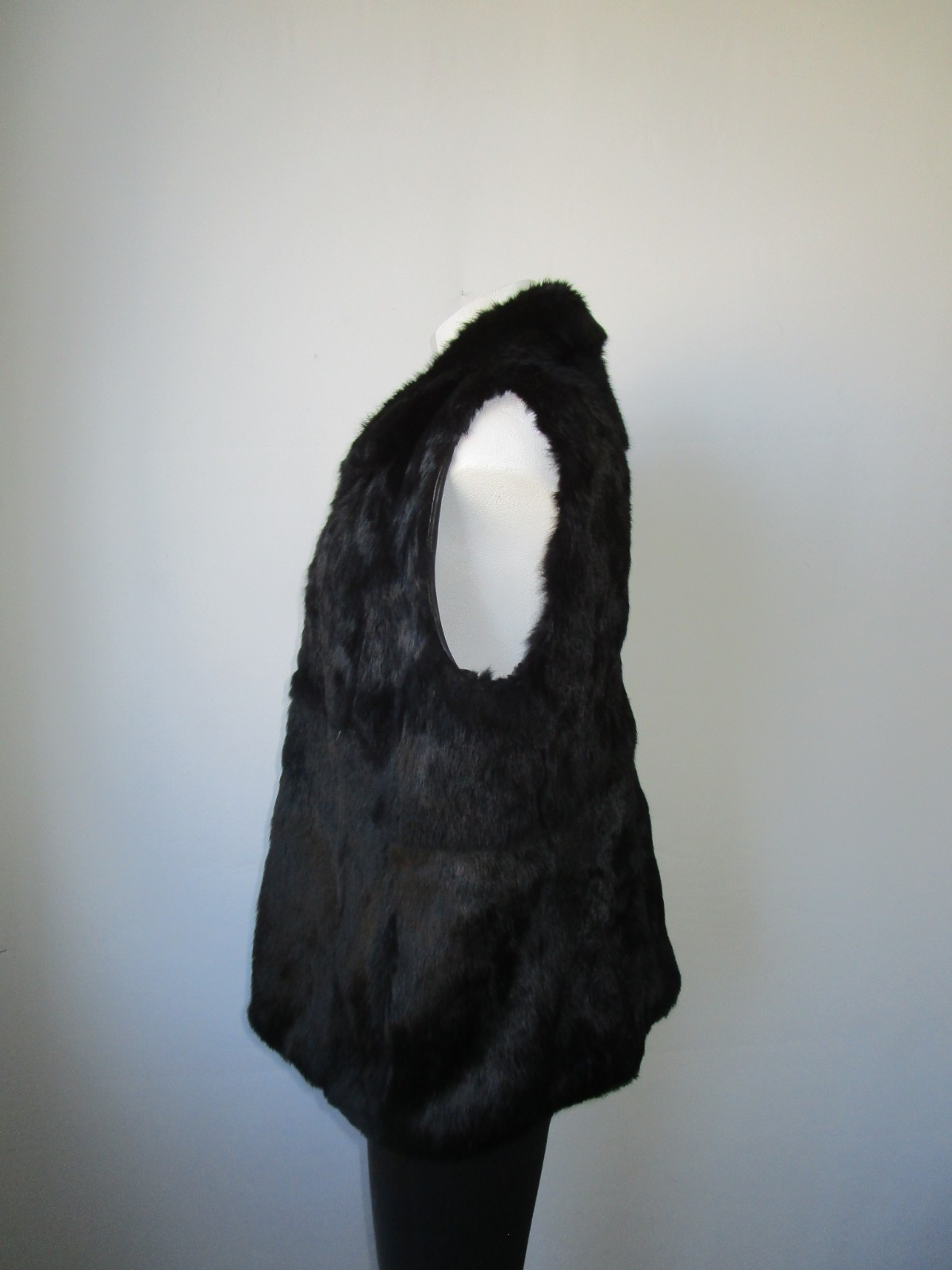 Rabbit Fur SUPERB Vest Woman Women's Sz 8 Black - Image 4