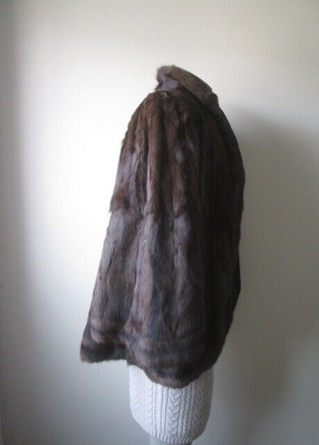 Women's Squirrel Fur Jacket Bolero Cape Mint - Image 3