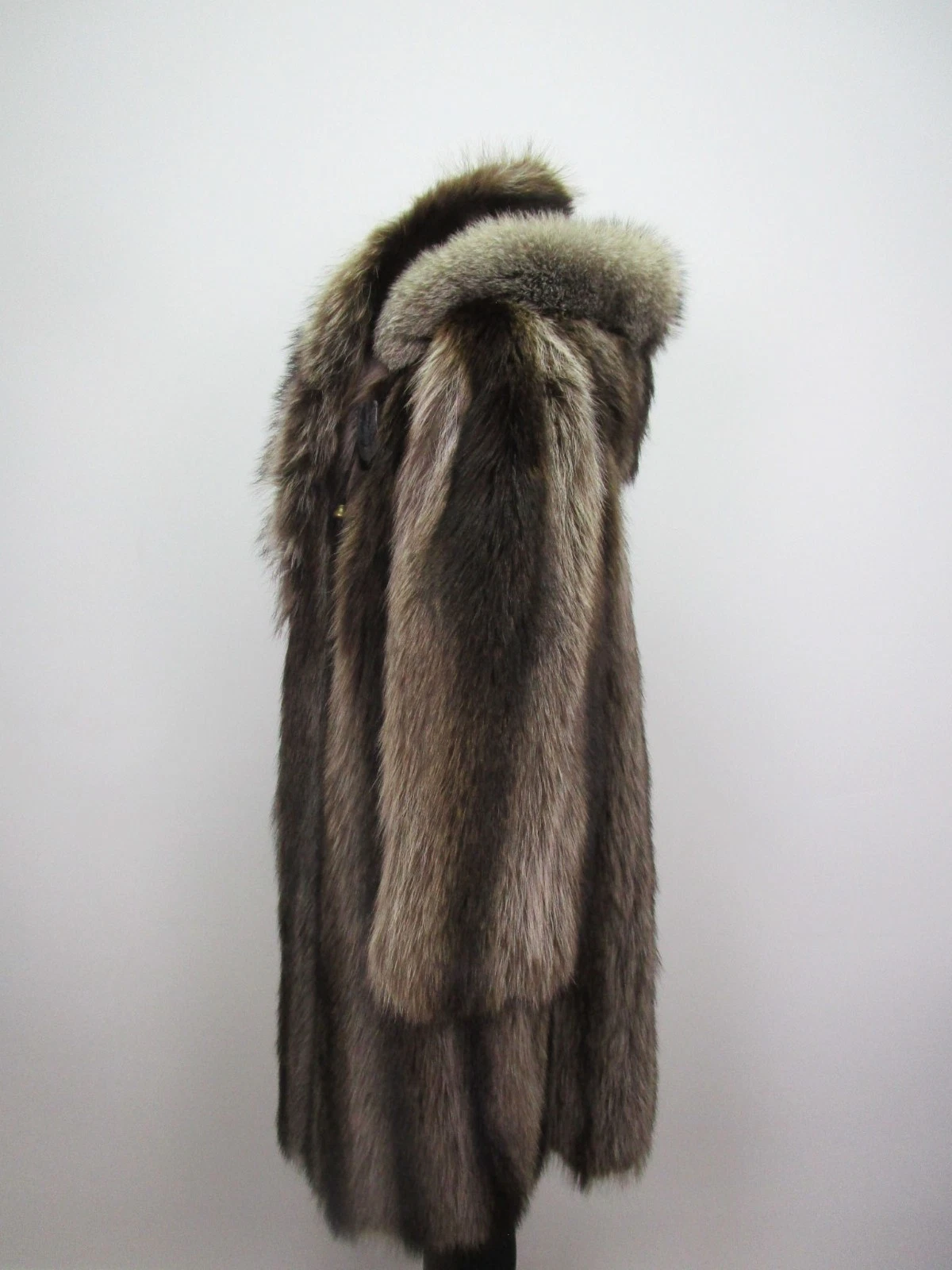 SUPERB Raccoon Fox Fur Coat Jacket Hood Women's 6 - Image 6