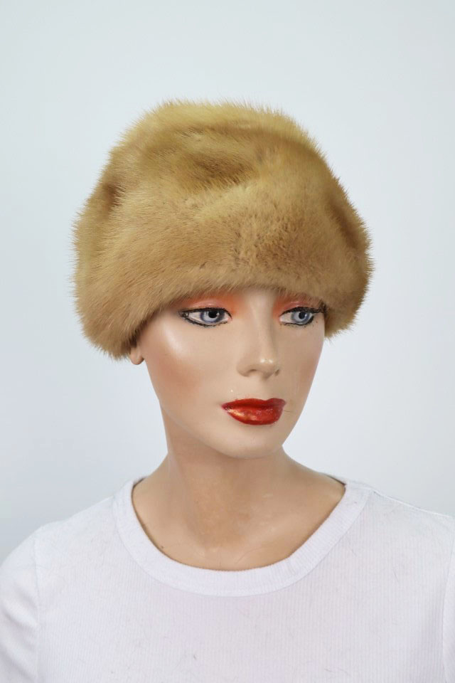 Women's Sz 22" Pastel Mink Fur Hat MINT