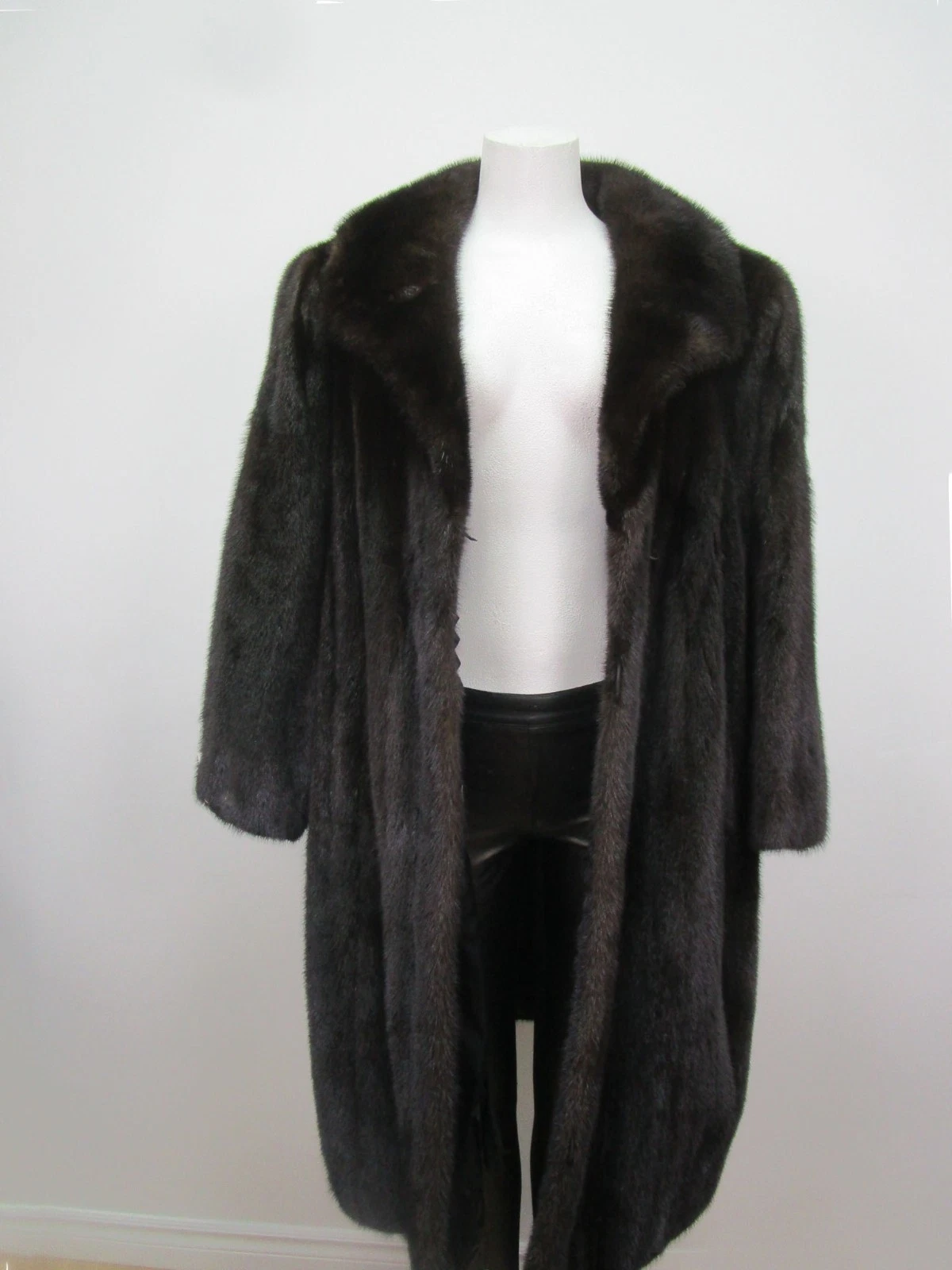 MINT Dark Ranch Mink Fur Coat Women's 14 - Image 2