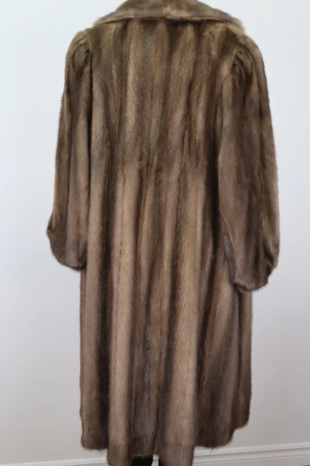 Women's Sz 12 Natural Lutetia Mink Fur Coat Mint Woman - Image 5