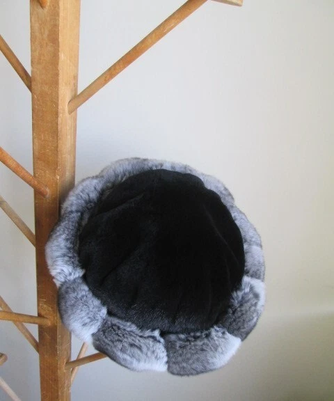 Dark Ranch Mink Fur Hat Chinchilla Fur NEW - Image 4
