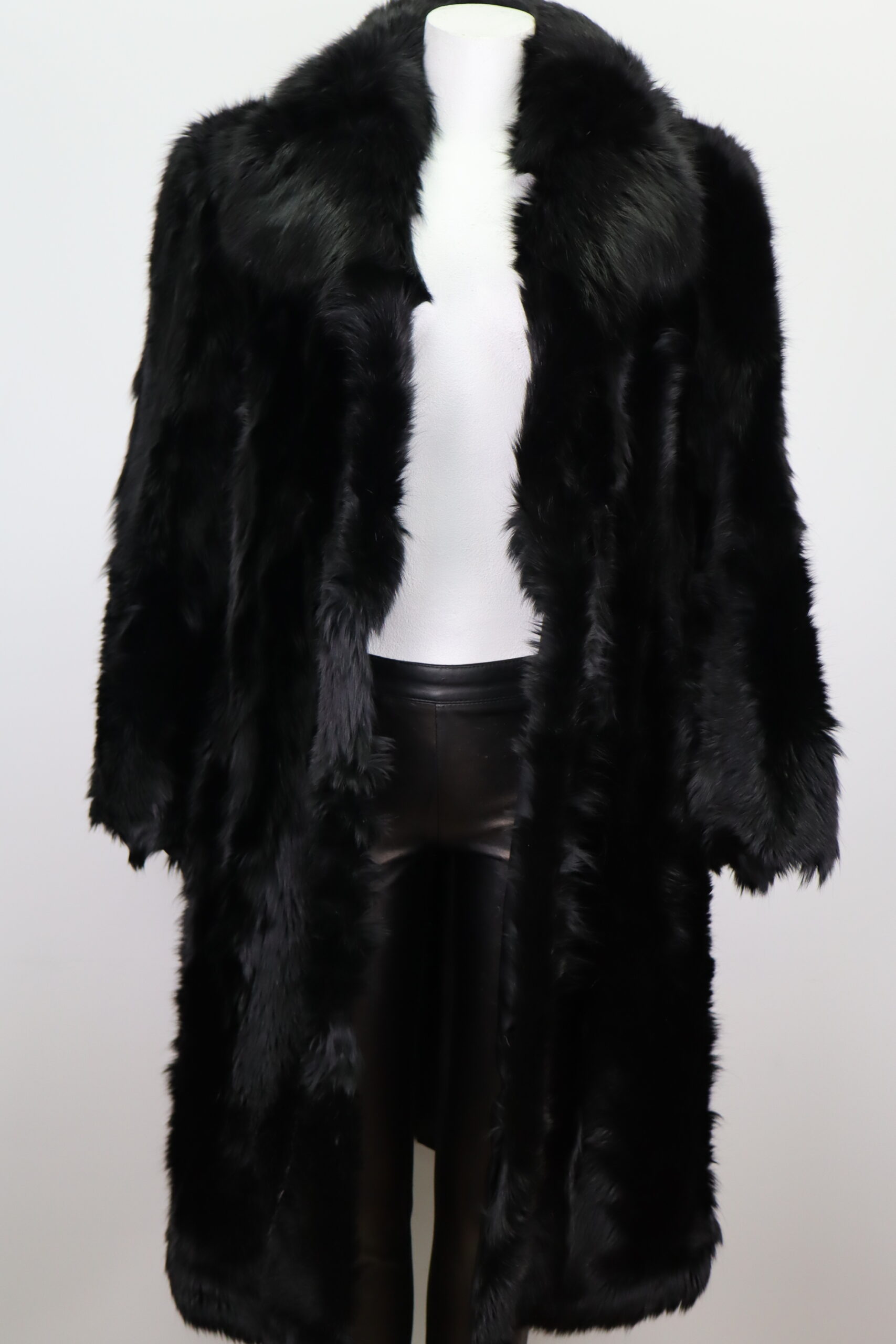 Black Fox Fur Coat Jacket Women's Sz 6 Excellent - Image 2