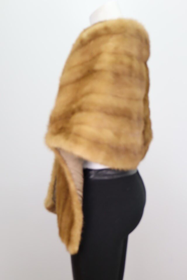 Women's MINT Pastel Mink Fur Shawl Stole Wrap Cape WEDDING Sz XL - Image 2