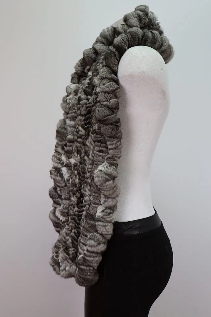 Women's Brand New Chinchilla Fur Scarf Knitted - Image 4