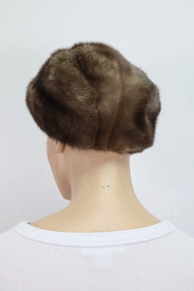 Women's Sz 22" Iris Blue Mink Fur Hat MINT - Image 3