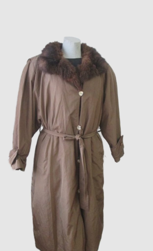 Women's Sz 10 MINT Brown Raincoat Detachable Opossum Fur Vest Lining