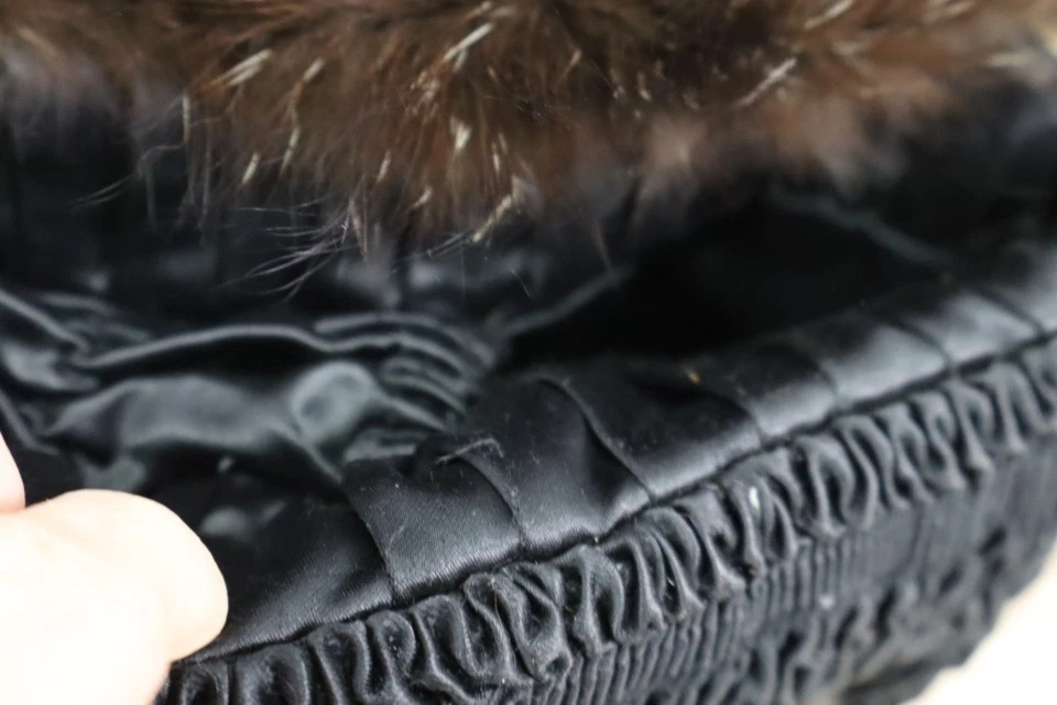 Women's Silver Fox Fur Bag Purse Hand Muff Wristlet MINT - Image 4