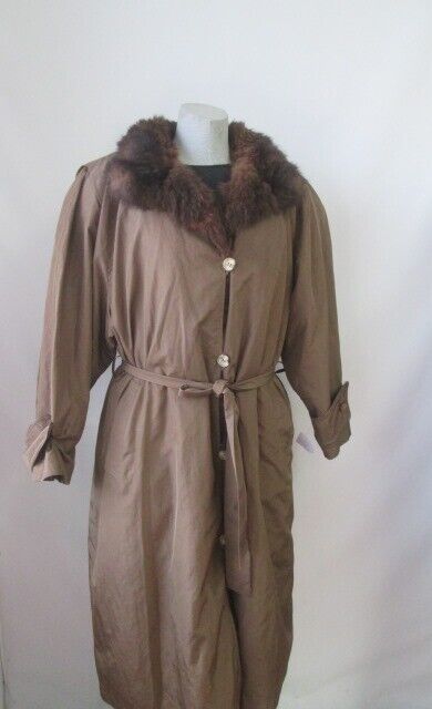 Women's Sz 10 MINT Brown Raincoat Detachable Opossum Fur Vest Lining - Image 5