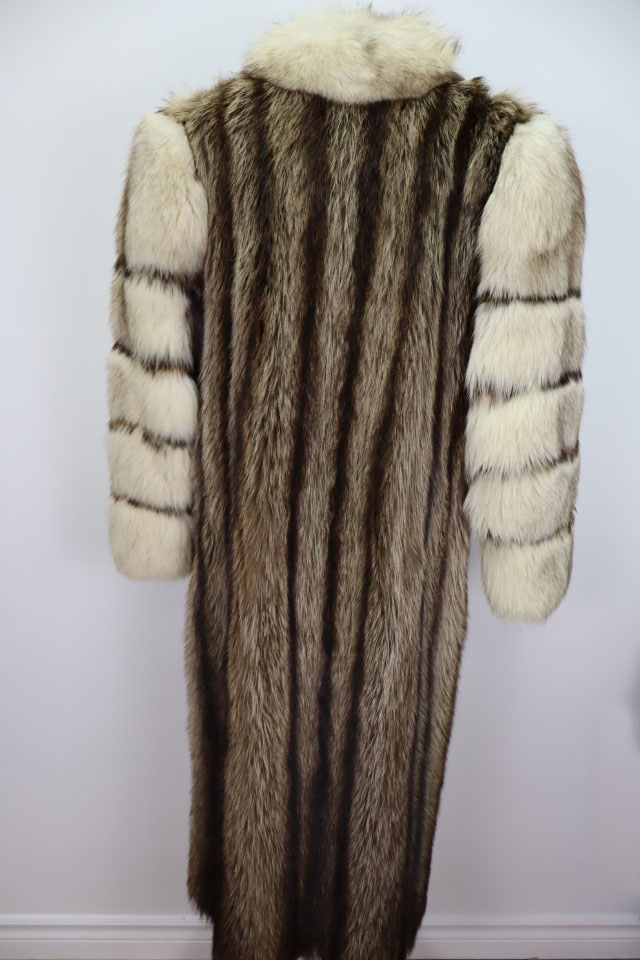 Raccoon Fox Fur Coat Jacket Woman Women's Sz 10 MINT - Image 4
