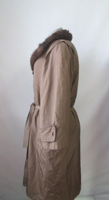 Women's Sz 10 MINT Brown Raincoat Detachable Opossum Fur Vest Lining - Image 4