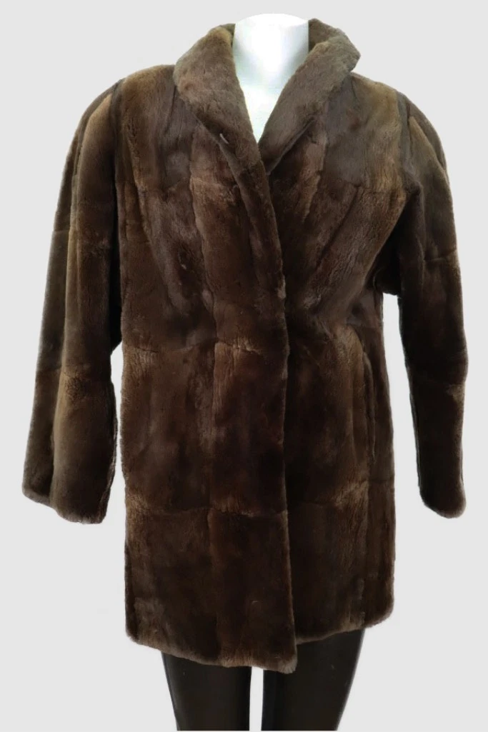 Women's Sz 8 Brown Sheared Muskrat Fur Coat Jacket MINT Woman