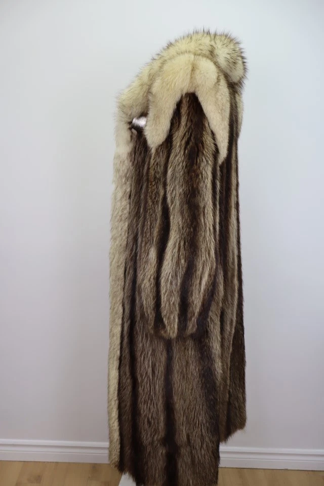 Women's Sz 6 Raccoon Fox Fur Coat VG - Image 4