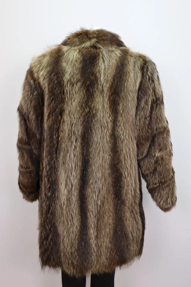 Women's Sz 8 Stylish Raccoon Fur Coat Jacket MINT - Image 3