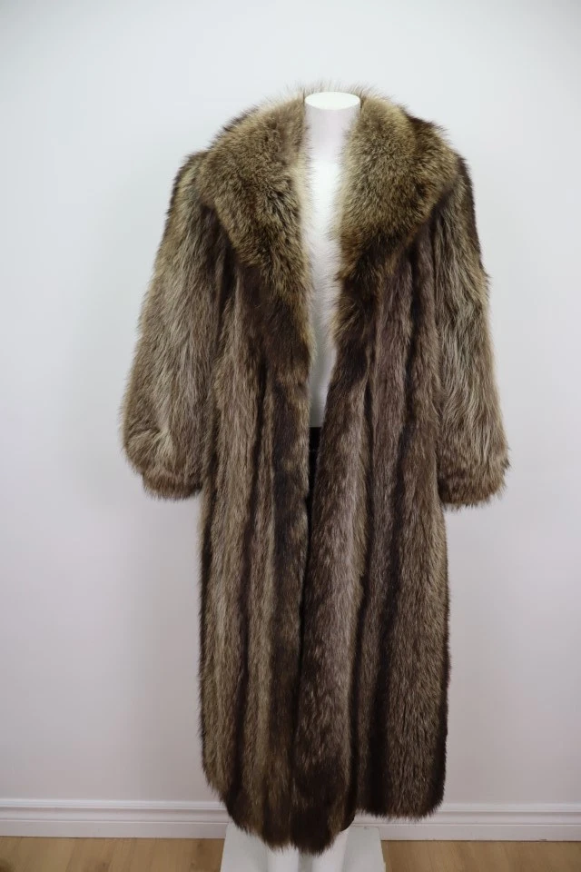 Women's Sz 8 Stylish Raccoon Fur Coat Jacket MINT - Image 2