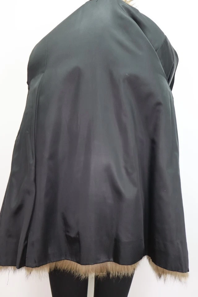 Women's Sz 8 Stylish Raccoon Fur Coat Jacket MINT - Image 4