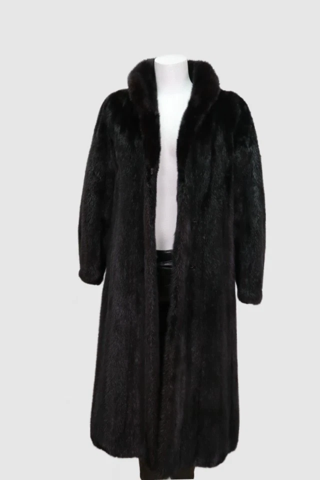 Women's Sz 4 Natural Black Mink Fur Coat MINT+ - Image 2