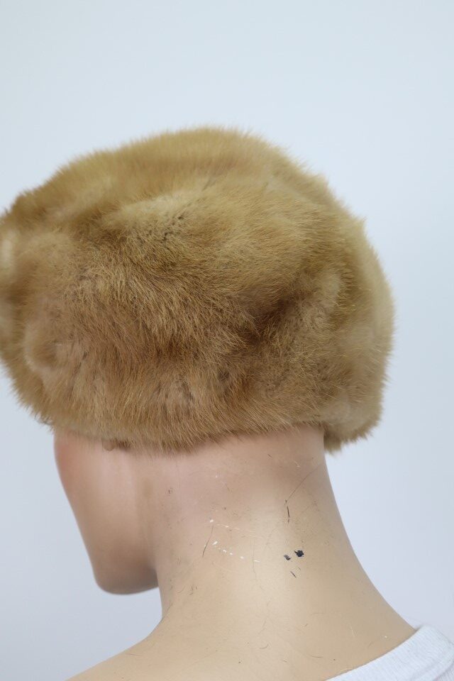 Women's Sz 22" Pastel Mink Fur Hat MINT+ - Image 4