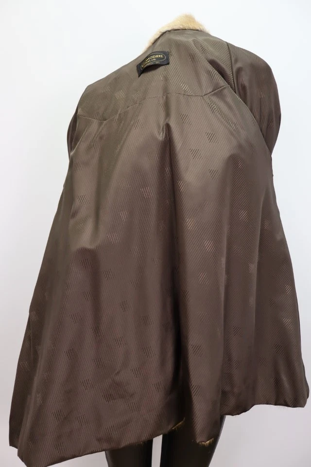 Women's Sz 12 Muskrat Fur Coat Jacket MINT+ Woman - Image 5
