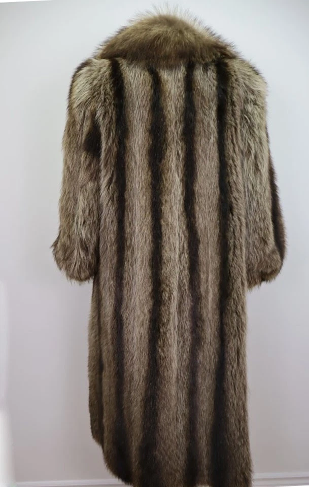 Women's Sz 8 Stylish Raccoon Fur Coat Jacket MINT - Image 4