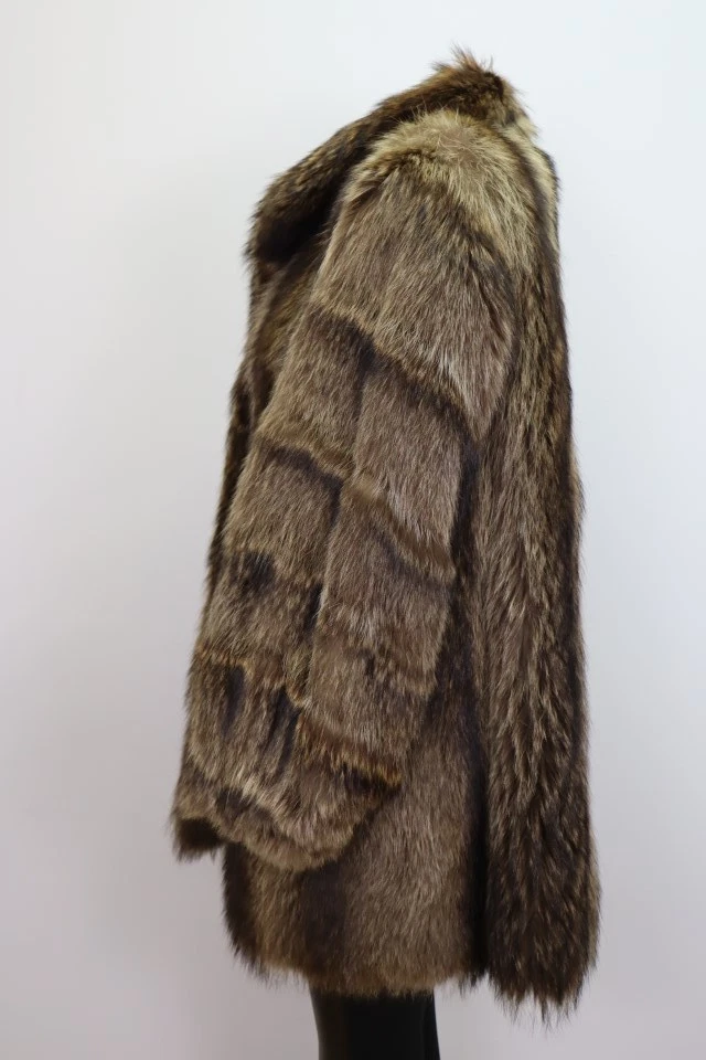 Women's Sz 8 Stylish Raccoon Fur Coat Jacket MINT - Image 2