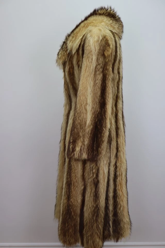 Women's Sz 2/4 Tanuki Raccoon Fur Coat Jacket VG+ - Image 4
