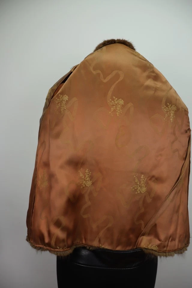 Women's Sz 8 Muskrat Fur Jacket Coat MINT Woman - Image 6