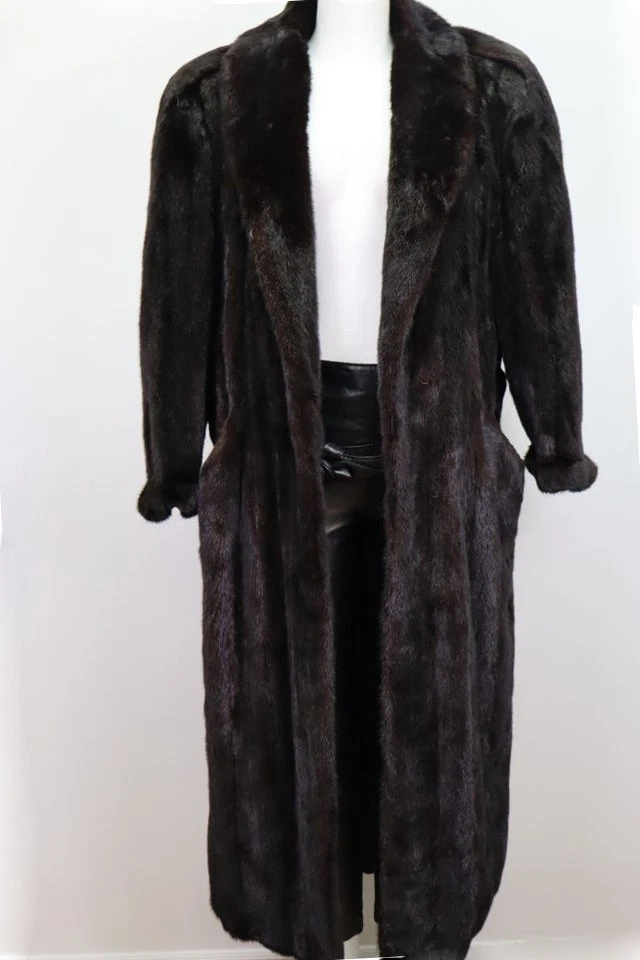Women's Sz 8 MINT+ Dark Ranch Mink Fur Coat Woman - Image 2