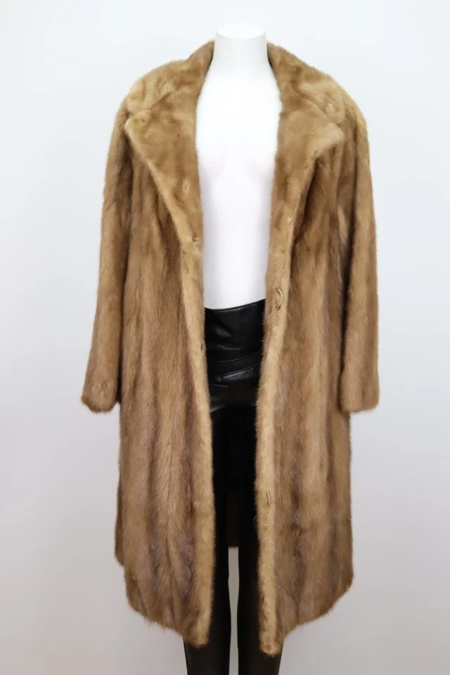 Women's Sz 10 Pastel Mink Fur Coat MINT Woman - Image 2