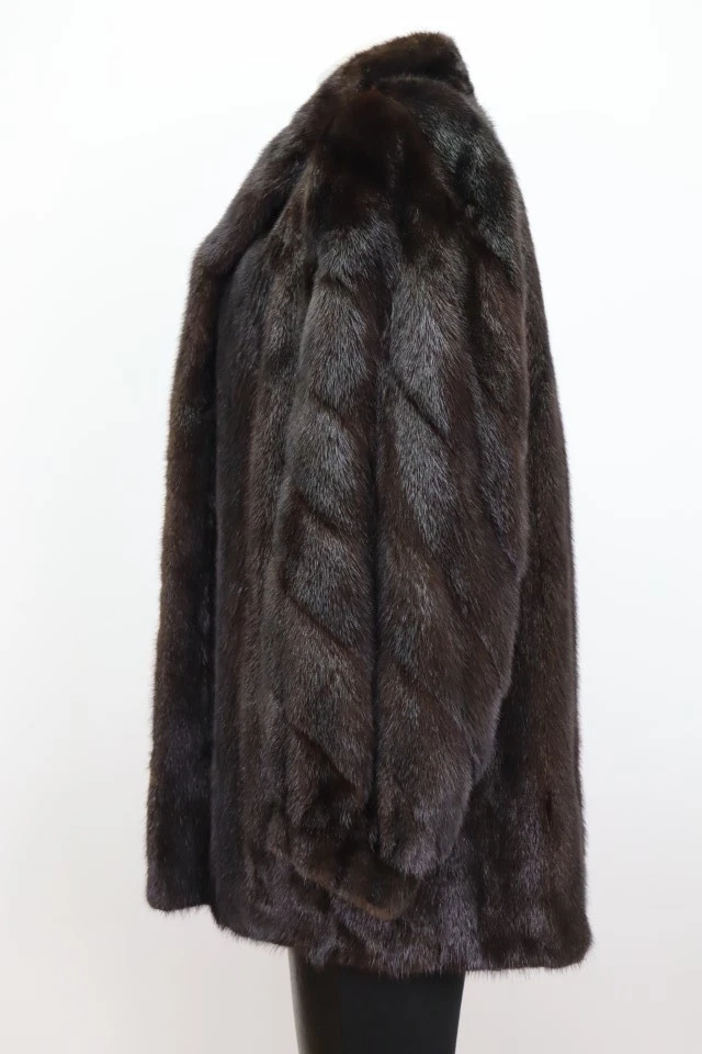 Women's Sz 8 SAGA Mink Fur Coat Jacket MINT Woman - Image 3