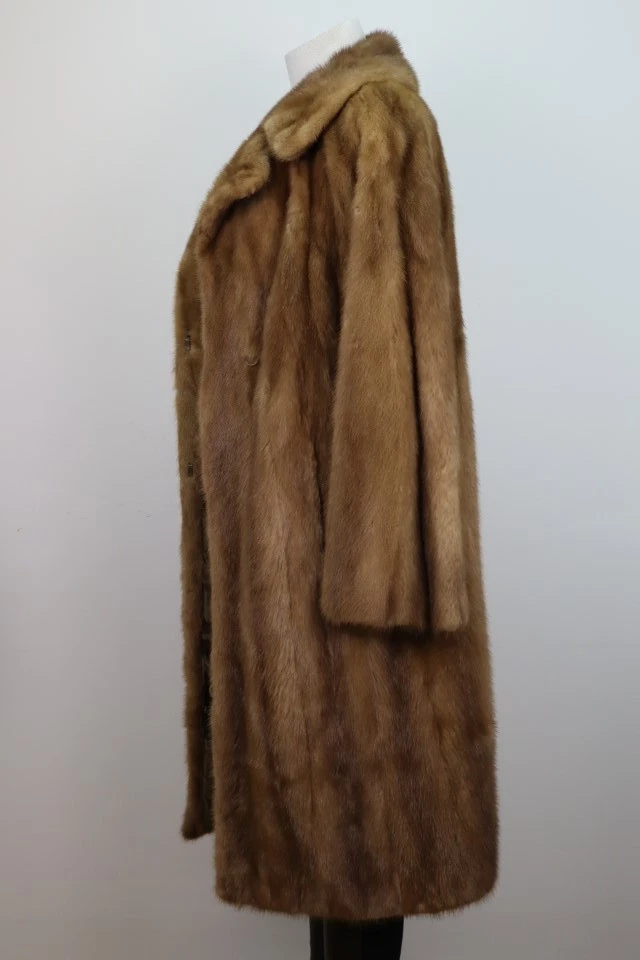 Women's Sz 10 Pastel Mink Fur Coat MINT Woman - Image 4