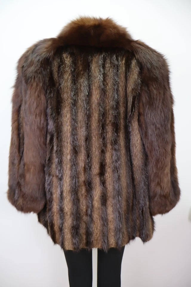 Women's Sz 10 Muskrat Fur Coat Jacket Brown Fox Fur MINT+ Woman - Image 5