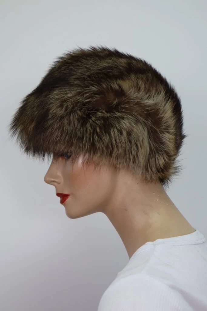 Women's Raccoon Fur Hat 22" MINT
