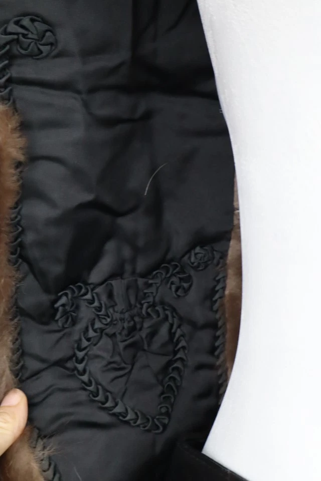 Women's New Silver SAGA Fox Fur Collar Coat Raincoat Detachable SAMPLE SALE - Image 4