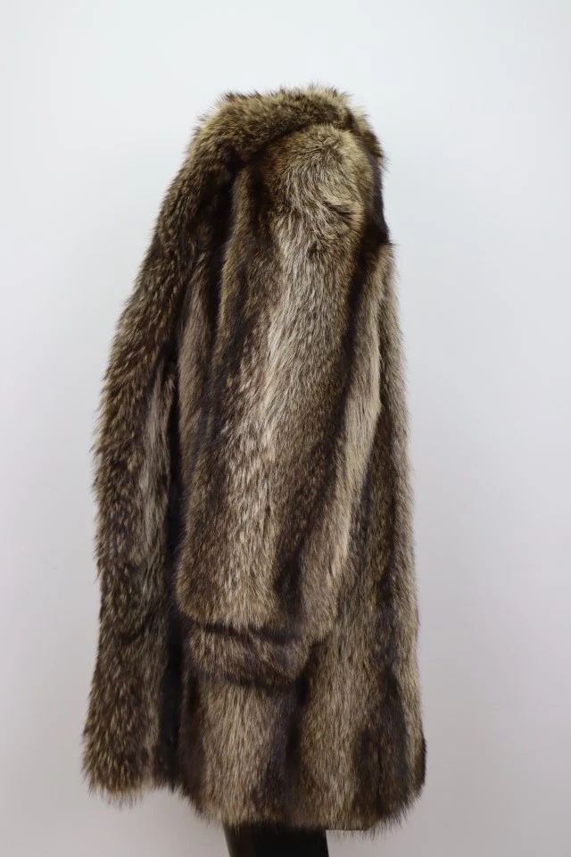 Women's Sz 8 Stylish Raccoon Fur Coat Jacket MINT - Image 4