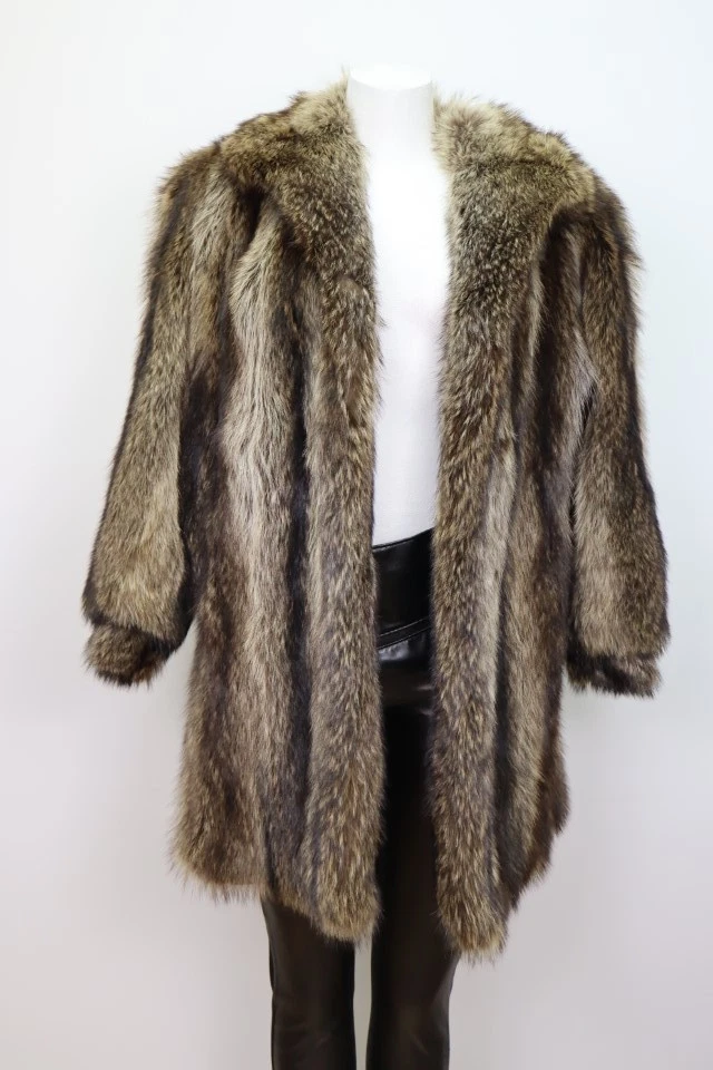 Women's Sz 8 Stylish Raccoon Fur Coat Jacket MINT - Image 2