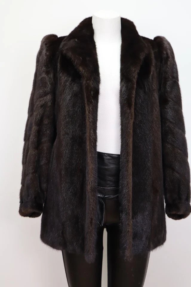 Women's Sz 8 SAGA Mink Fur Coat Jacket MINT Woman - Image 2