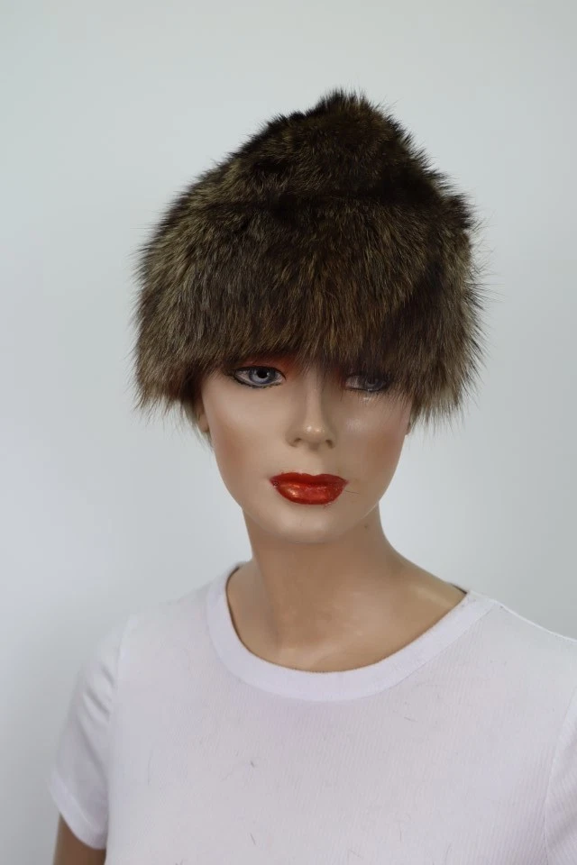 Women's Raccoon Fur Hat 22" MINT - Image 2