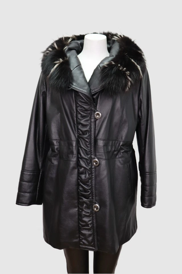 Women's Sz 8 Black Leather Jacket Coat Fox Fur MINT Woman